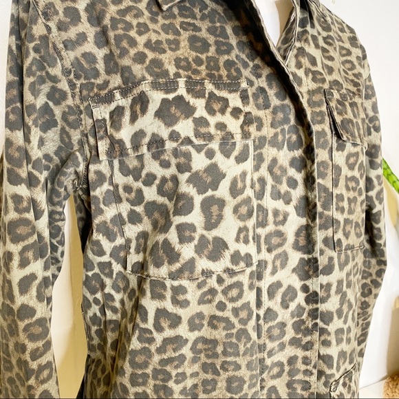 Good American | Sage Leopard Animal Print Safari Utility Cargo Chore Jacket - Picture 5 of 14